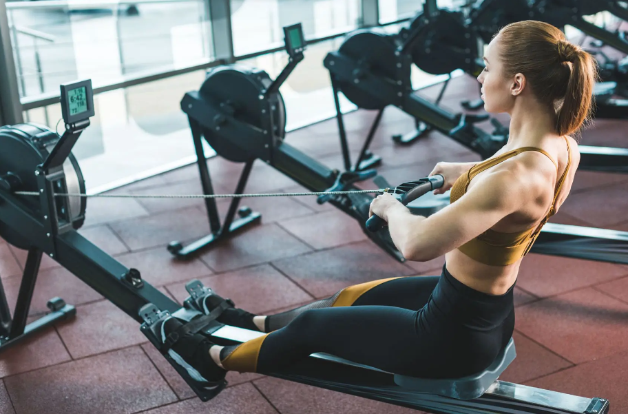 What Are the Benefits of Using a Rowing Machine for Exercise?